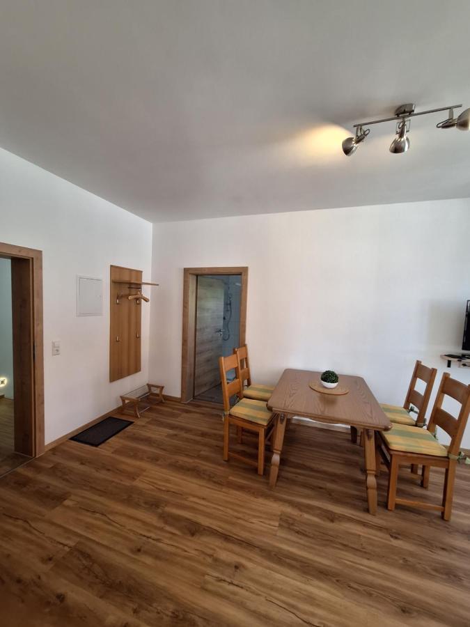 Gasthof Adler Ferienwohnung Ichenhausen Bagian luar foto