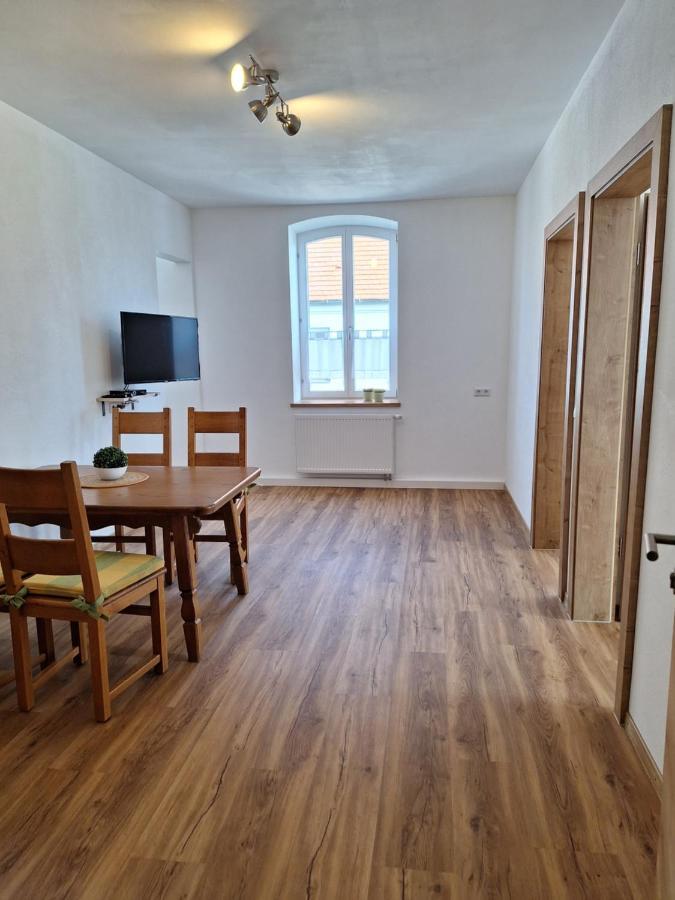Gasthof Adler Ferienwohnung Ichenhausen Bagian luar foto