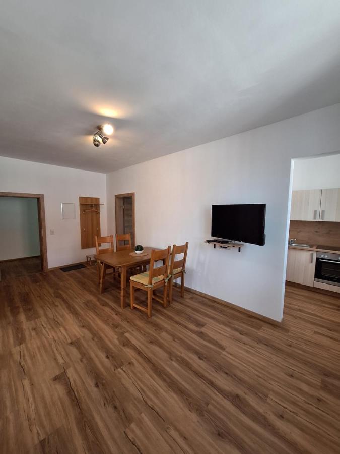 Gasthof Adler Ferienwohnung Ichenhausen Bagian luar foto